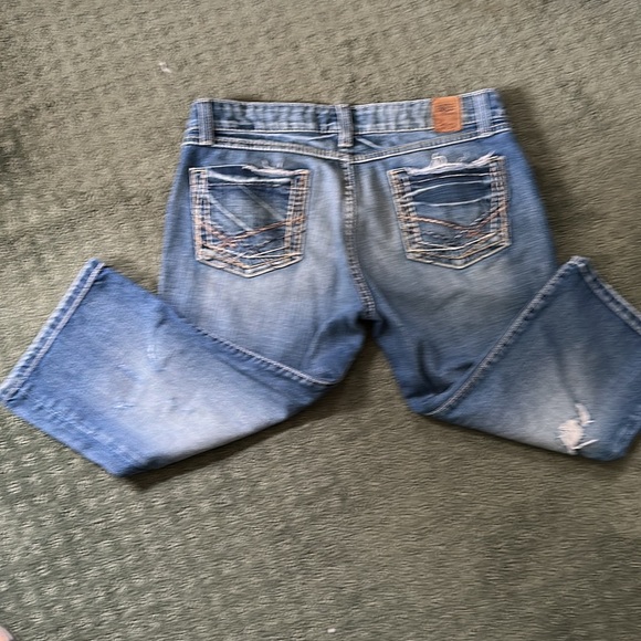 Jean Capris - Picture 6 of 8